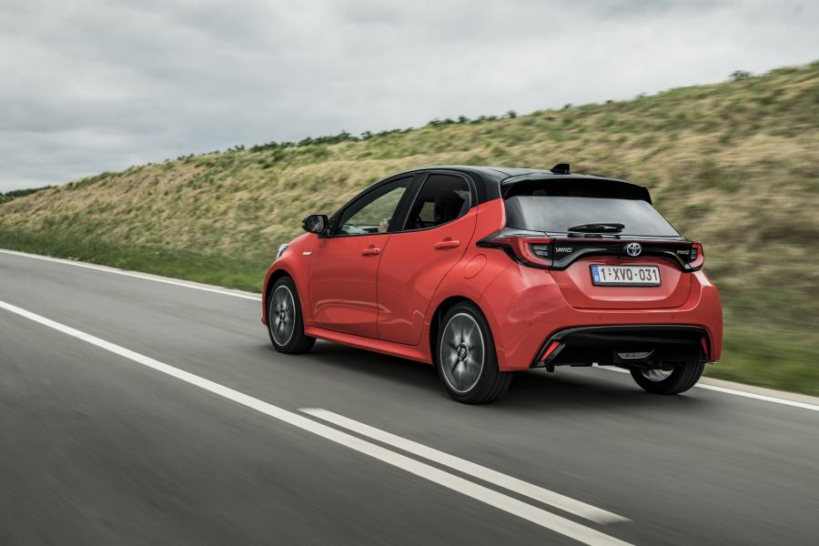  Toyota Yaris Hybrid 2020 года  (WW) (фото 98 из 111)